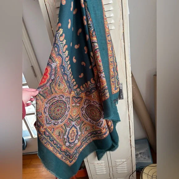 Scarf Bundle - Picture 9 of 13